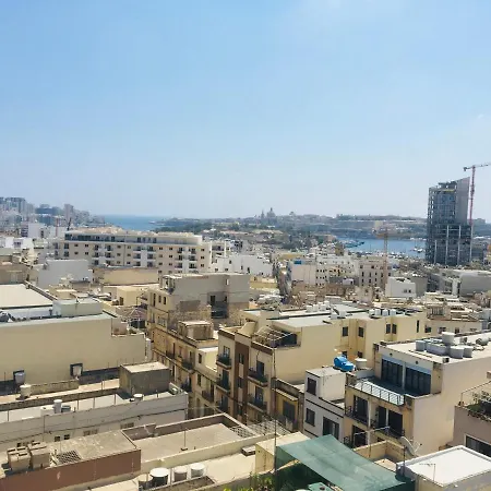 Tal-gebla Penthouse - Designer Penthouse * Gzira