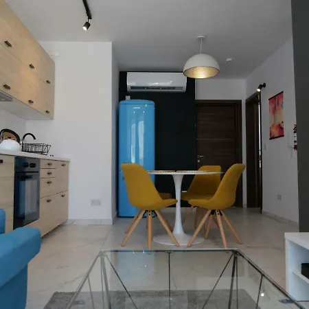 Tal-gebla Penthouse - Designer Penthouse * Gzira